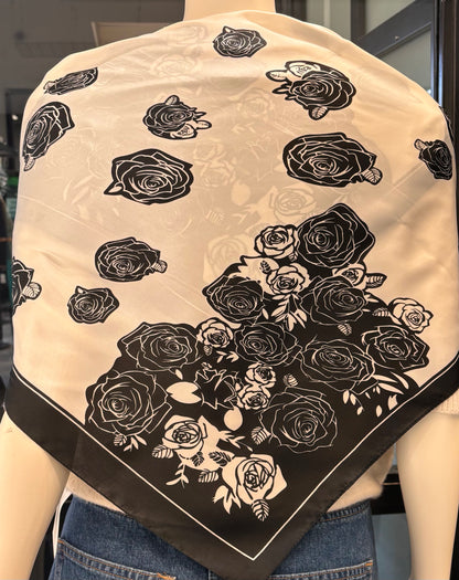 Silk feeling square Scarf Black and white roses